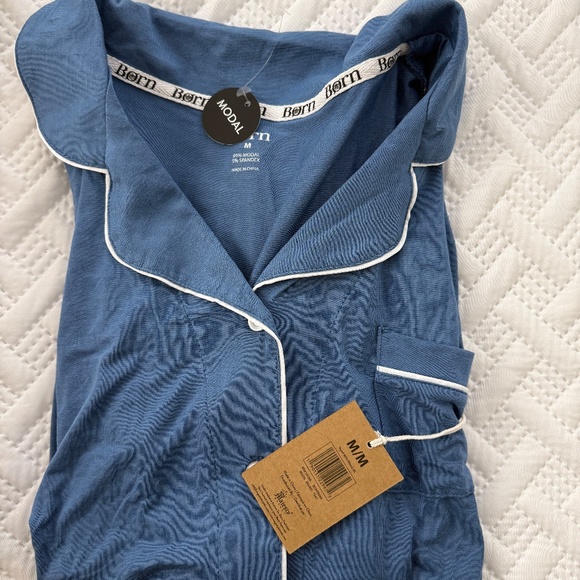 Pajama Set - Picture 3 of 4